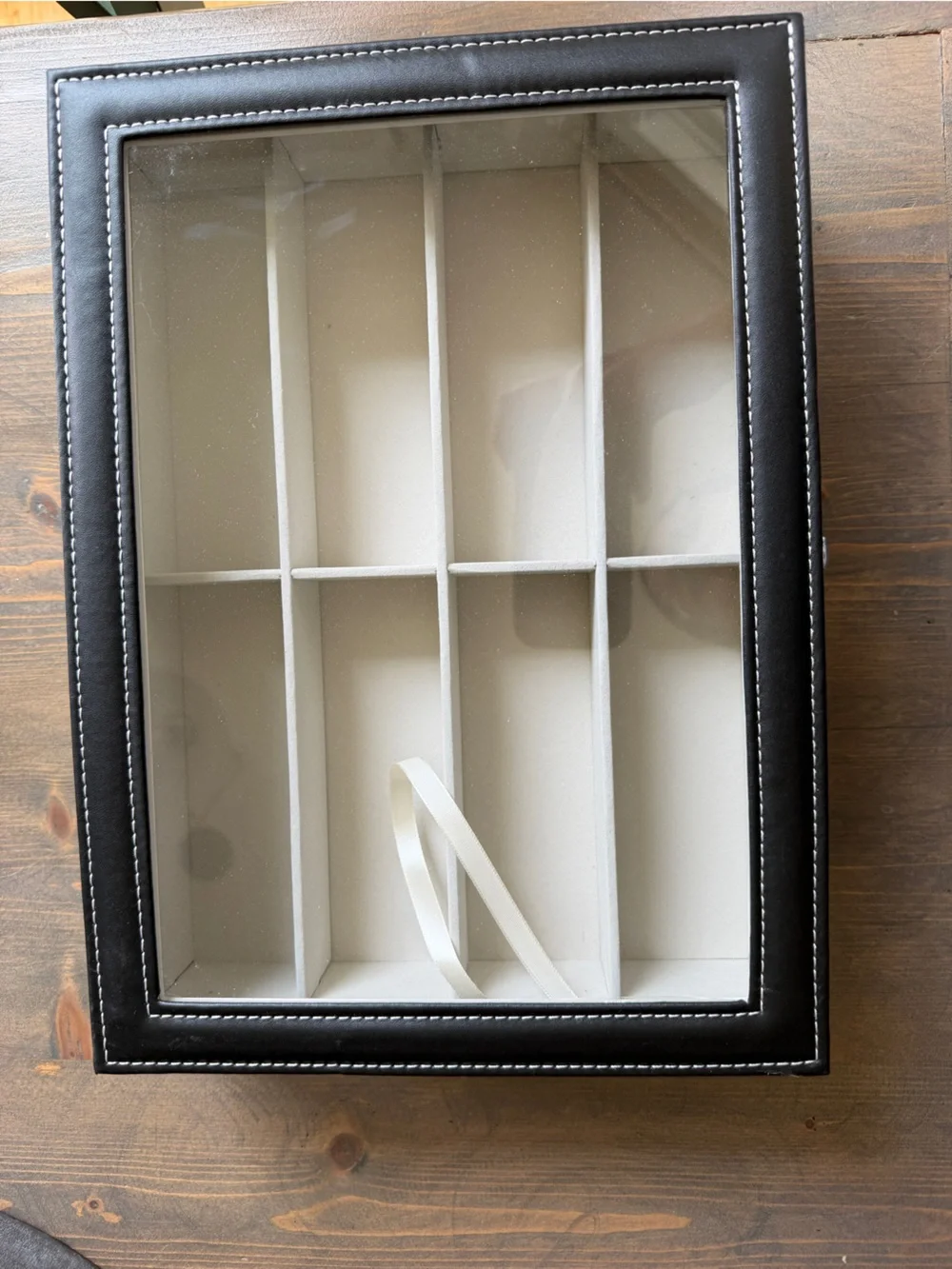 Leather-Style sunglasses Organizer Box with Glass Top - Black